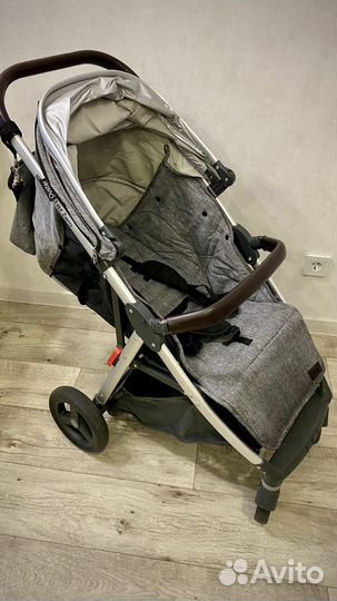 Коляска oyster zero