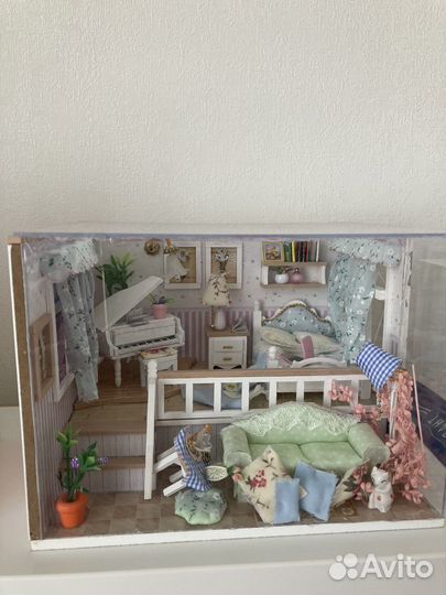 Домик интерьерный