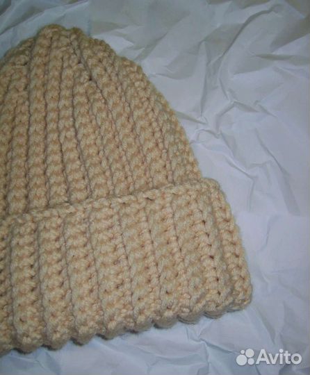 Шапка женская вязаная