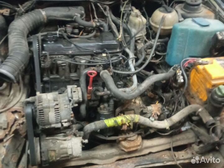 Volkswagen Passat 1.8 МТ, 1990, битый, 412 000 км