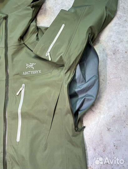 Ветровка arcteryx Alpha SV Зеленая