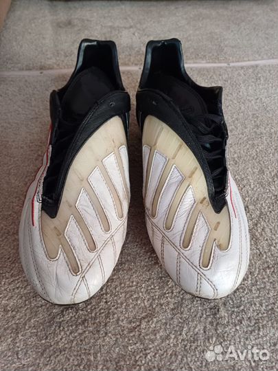 Бутсы adidas predator powerswerve white black