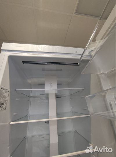 Холодильник Лж 203 см высота