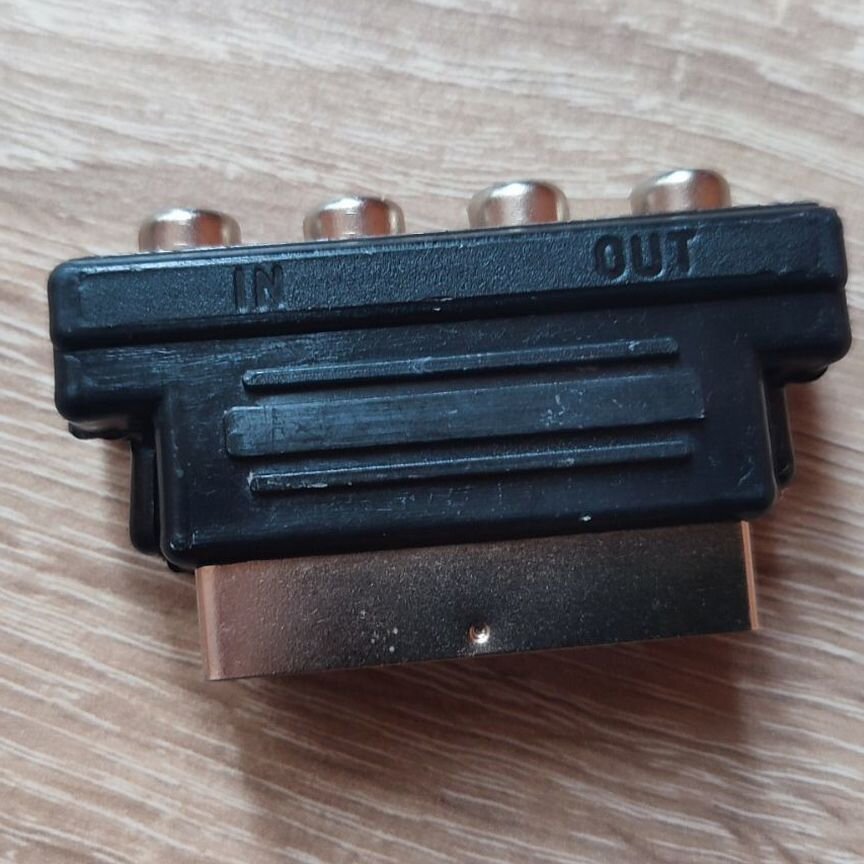 1x Scart - 2x Rca + 2x Rca Переходник