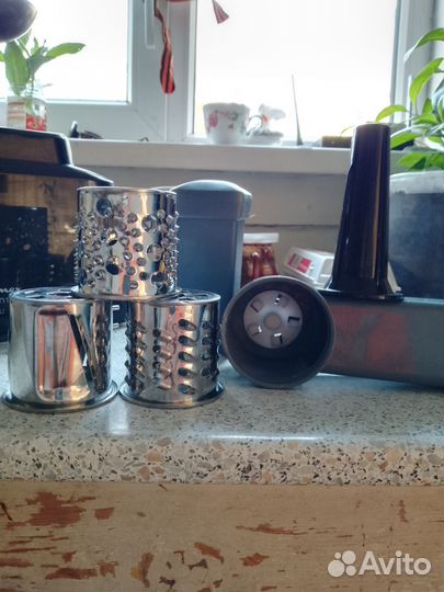 Мясорубка электрическая moulinex