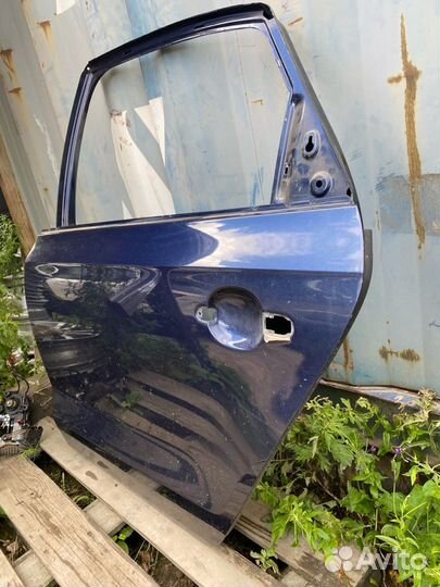 Дверь задняя левая Volkswagen Polo 5 sedan