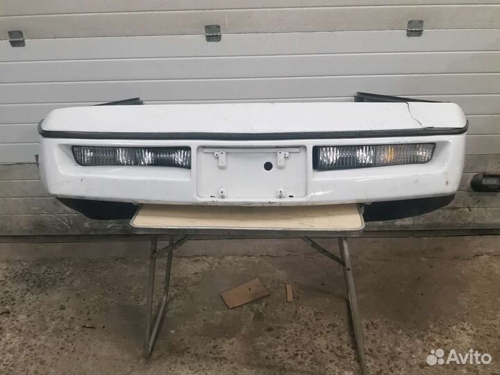 Бампер передний Chevrolet Corvette C4