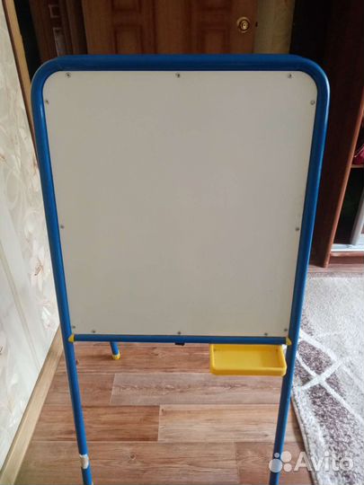 Магнитно меловая доска