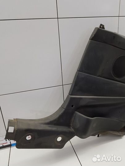 Обшивка салона задняя правая (Opel Astra)