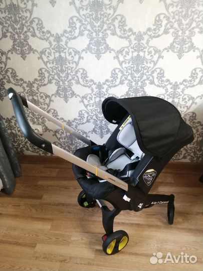 Автолюлька на колесах в идеальном состоянии