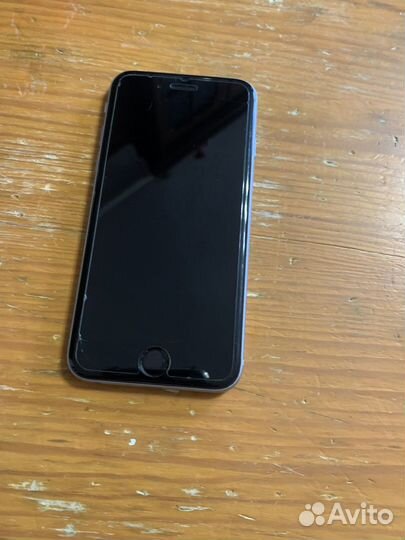 iPhone 6S, 64 ГБ