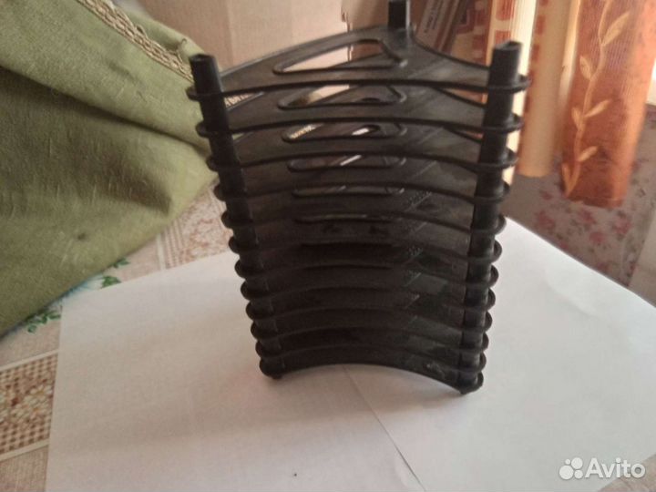 Подставка для дисков