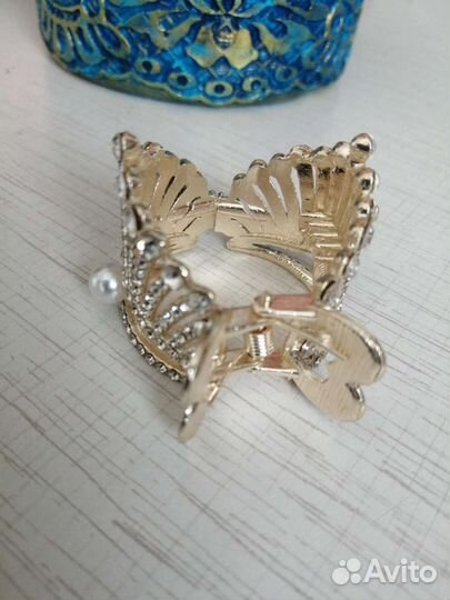 Заколка - крабик для волос