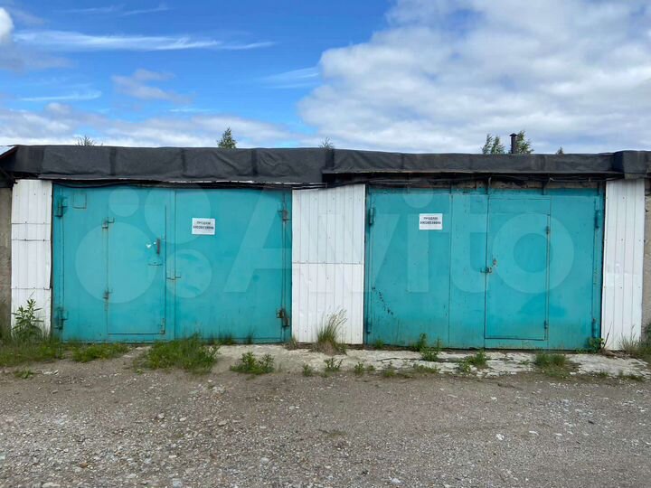 Гараж, > 30 м²