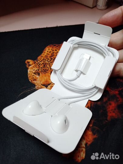 Наушники от айфона проводные