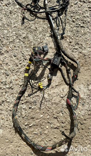 Коса салона пол на бак Jeep Grand Cherokee ZJ