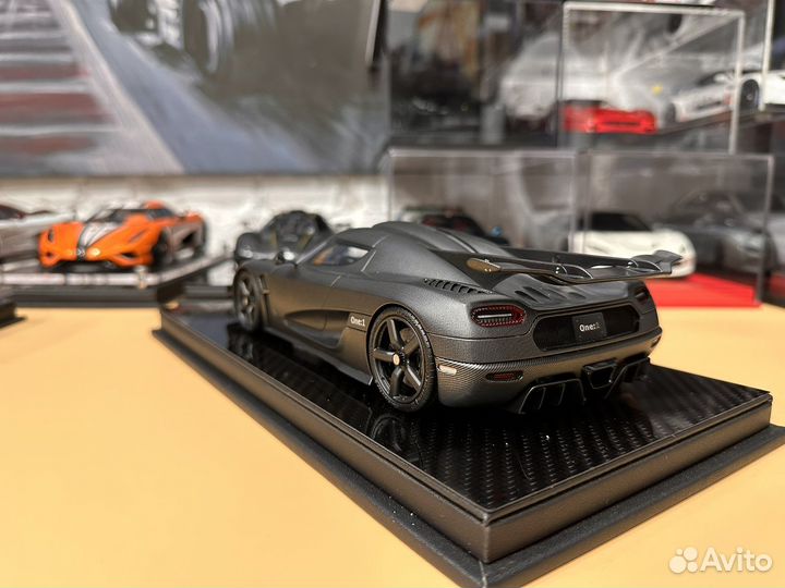 FrontiArt Koenigsegg ONE:1 (F033-174) Carbon 1:18