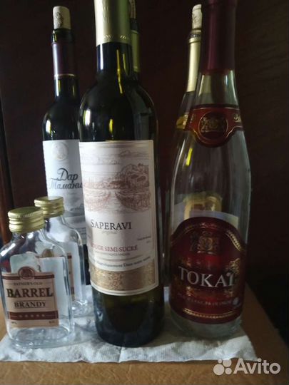 Бутыли 23шт. -0.7, 4 шт. -0.100