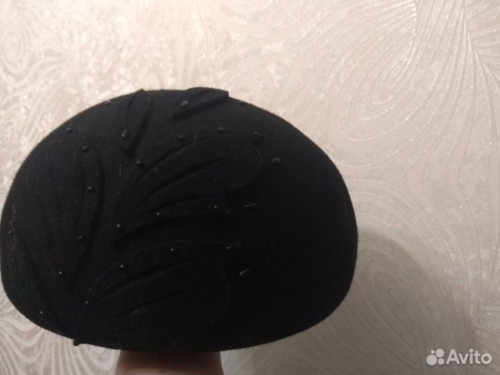 Берет фетровый женский