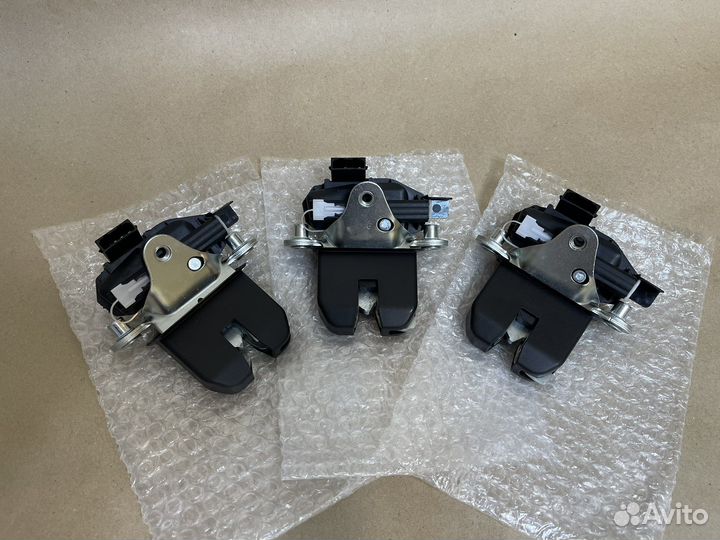 Замок багажника VW Polo /Skoda Fabia /Roomster