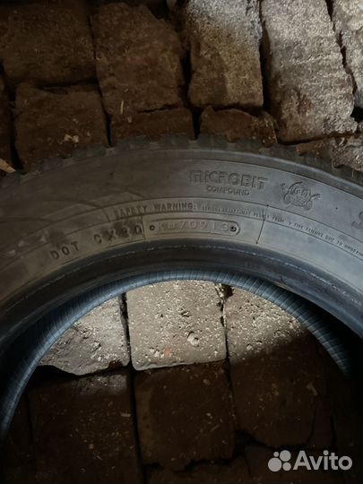 Toyo Observe GSi-5 205/60 R16