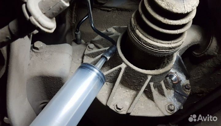 Замена масла в задн. редукторе VW Tiguan I 2007-11