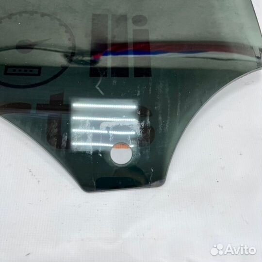 Стекло двери заднее правое Audi Q8 2019
