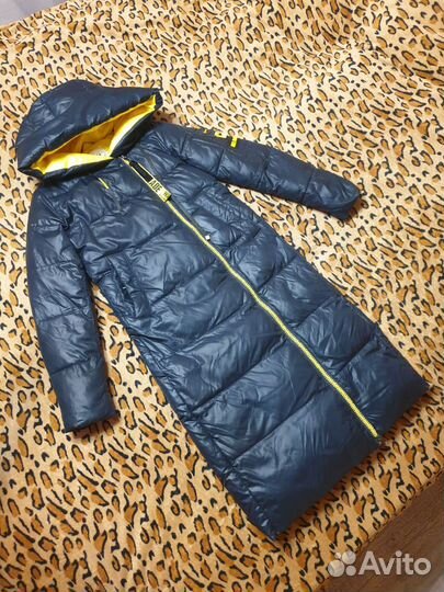 Пуховик зимний женский