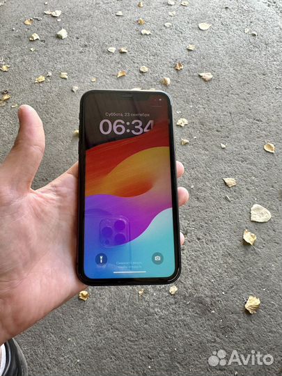 iPhone 11, 64 ГБ