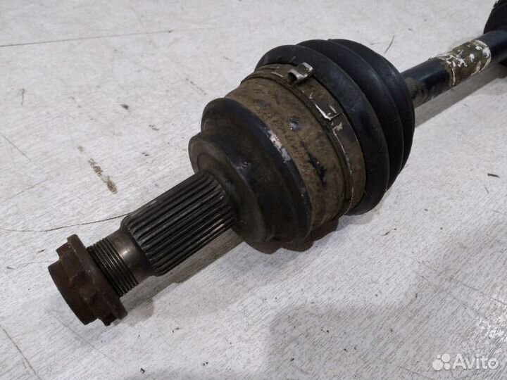 Привод передний правый Bmw X3 E83 2004