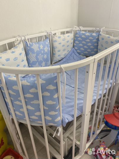 Детская кроватка с маятником круглая 7 в 1