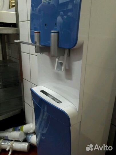 Продам кулер для воды