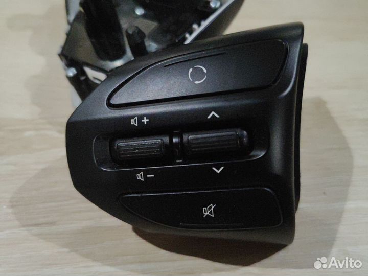 Кнопки на руль kia rio 4 2020