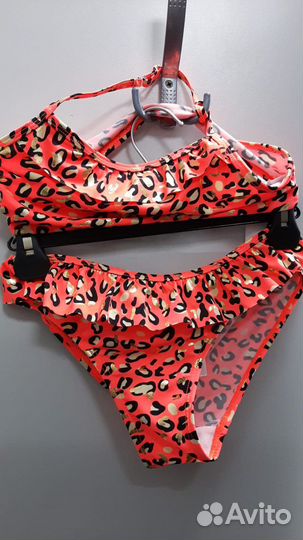 Новый купальник фирмы Primark 146