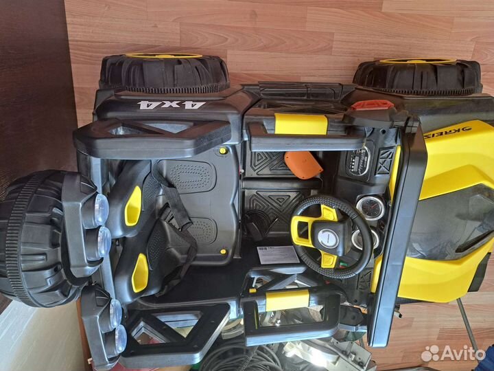 Детский электромобиль бу