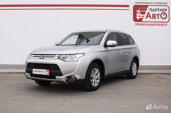 Mitsubishi Outlander 2.0 CVT, 2014, 141 000 км