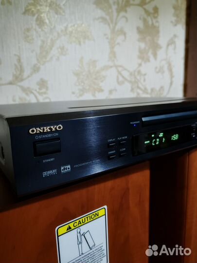 Dvd проигрыватель Onkyo