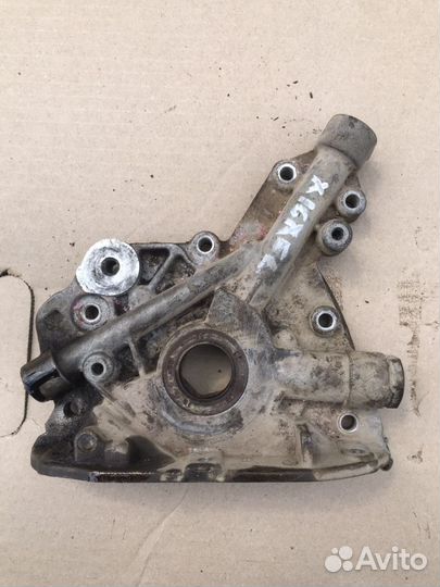 Масляный насос Опель X16XEL