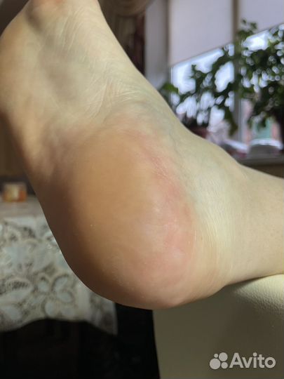 Мастер маникюра и педикюра