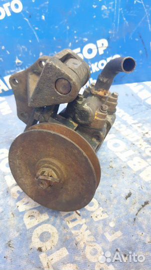 Гур. ЗИЛ 130 грузовой АВТОМОБИЛЬ 6.0L ZIL-130 V8