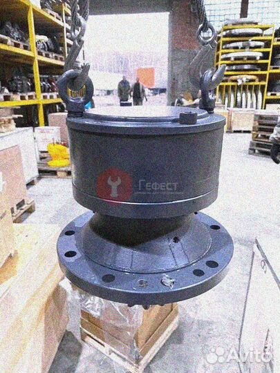 Редуктор поворота Hitachi EX210LC-5HHE