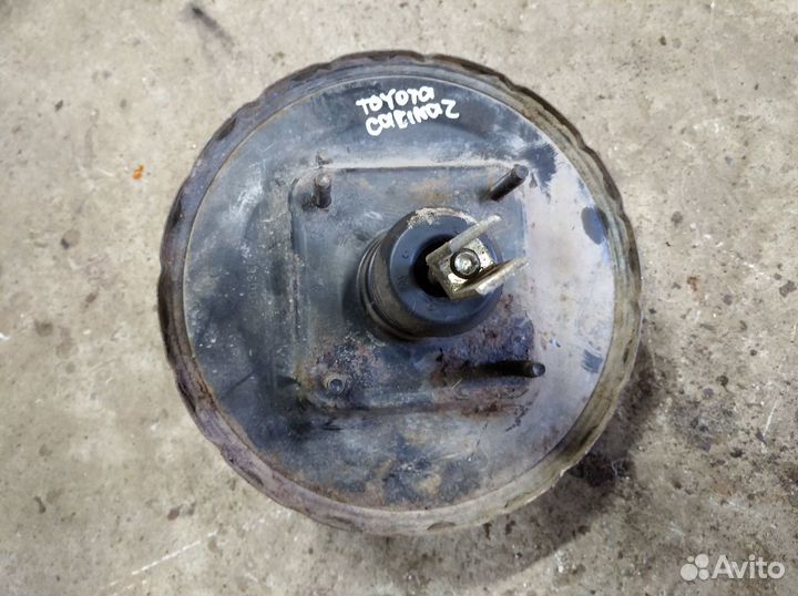 Вакумный усилитель тормозов Toyota Carina 2