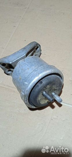 Опора двигателей правая z22se, z22dtr