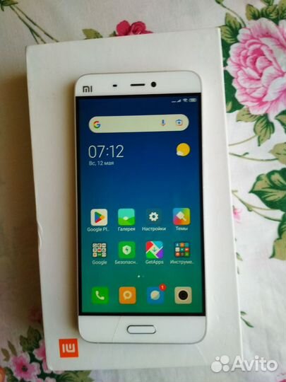 Xiaomi Mi 5, 3/64 ГБ