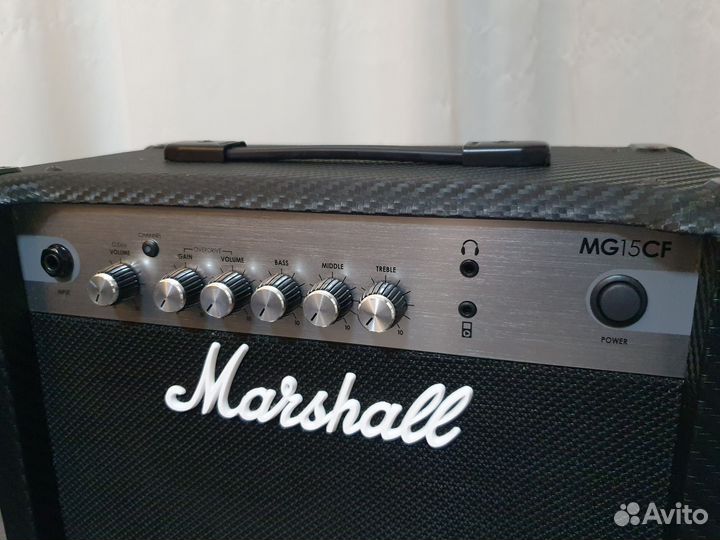 Комбоусилитель Marshall MG15CF