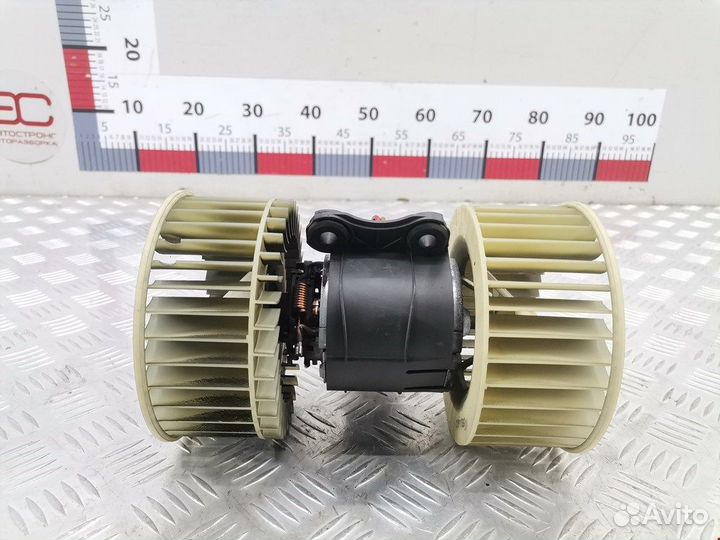 Моторчик печки для BMW X5 (E53) 64118385558