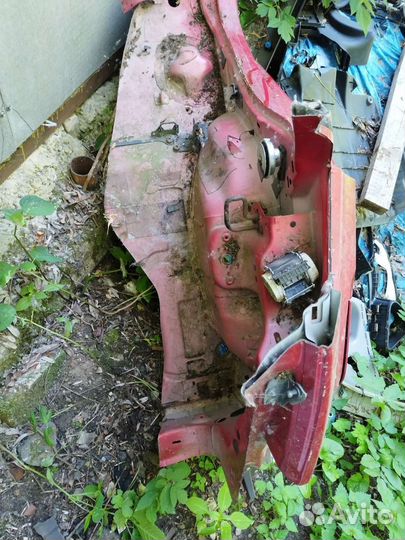 Крыло заднее правое Ford Focus 3 хэтчбек