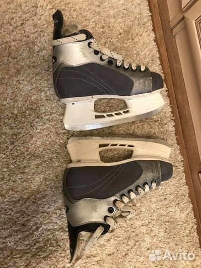 Коньки хоккейные