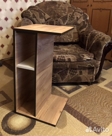 Журнальный стол/подставка