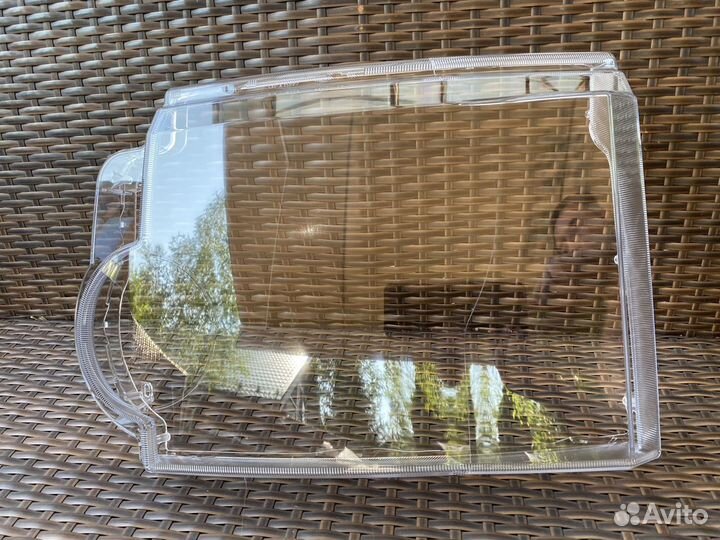 Стекло фары Land Rover Discovery 3 (2004-2009)